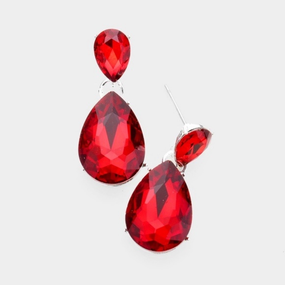 Jewelry - Crystal Dangle Earrings Red Emerald Gold
